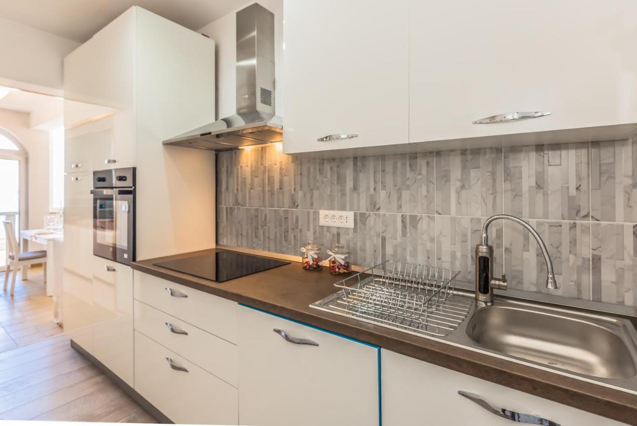 Adriatic Seaview Apartment Omis Exterior photo